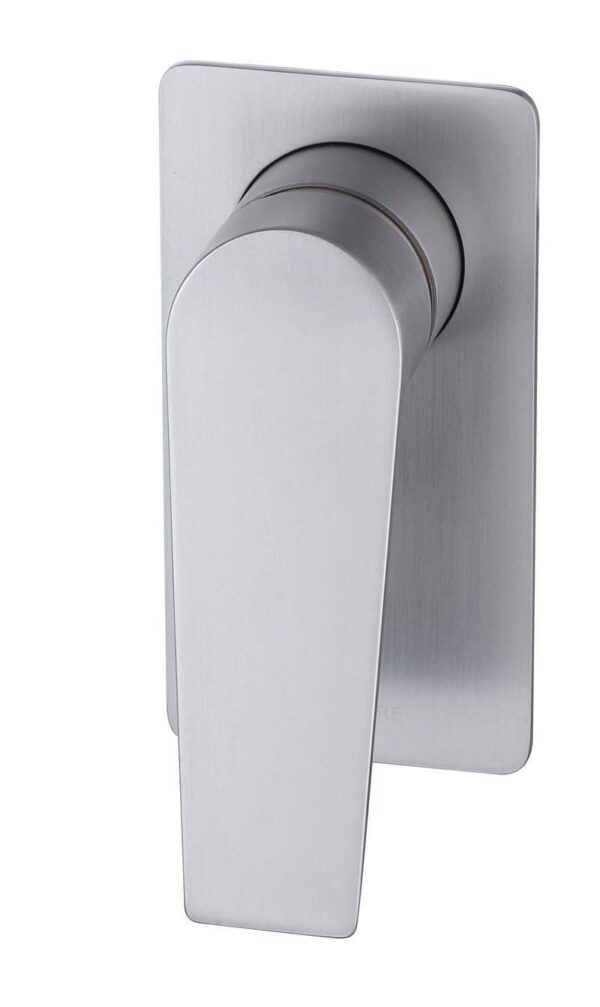 Sleek silver door handle with modern design, ideal for residential and commercial doors, made from durable stainless steel, easy to install, perfect for bathroom or bedroom doors.